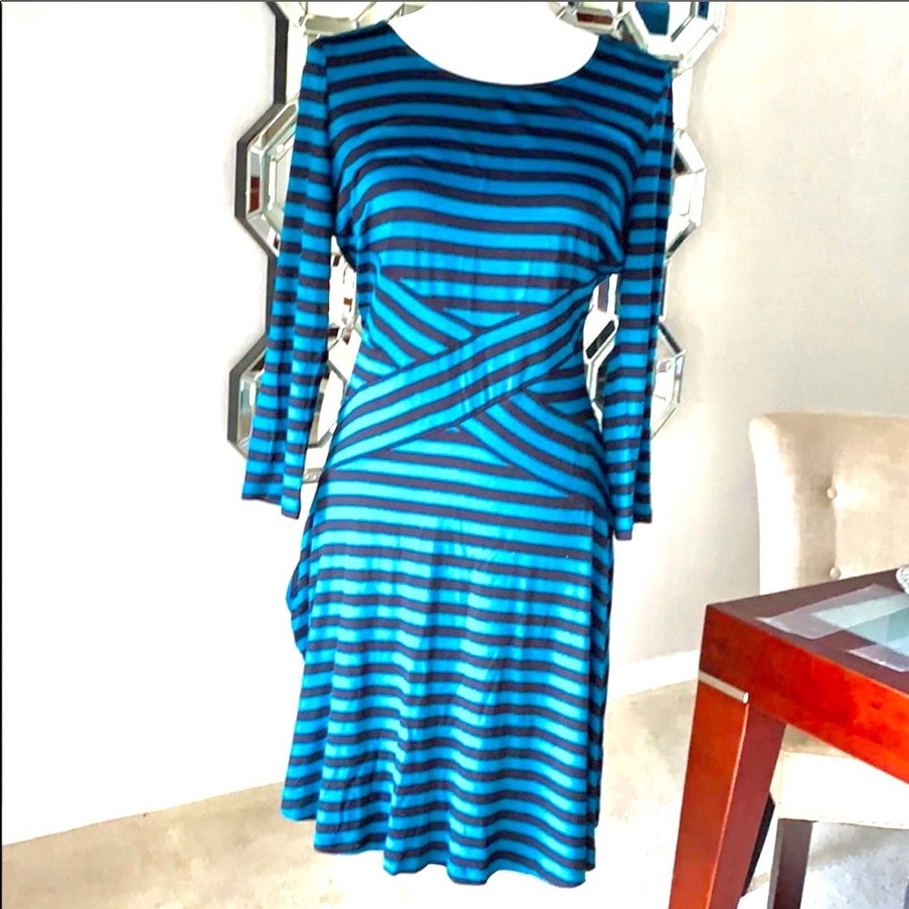 New York & company large T-shirt dress teal black